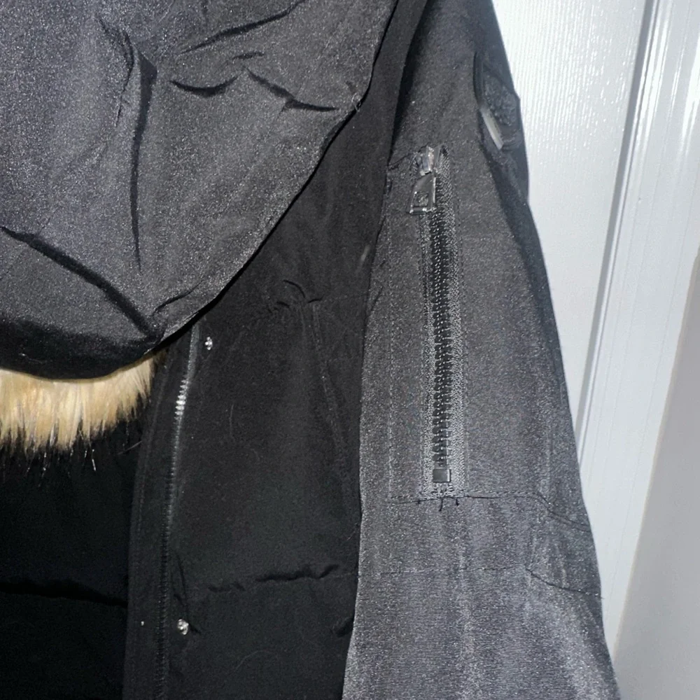 Vince Camuto Black Puffer Coat with Fur Hood - Picture 6 of 8